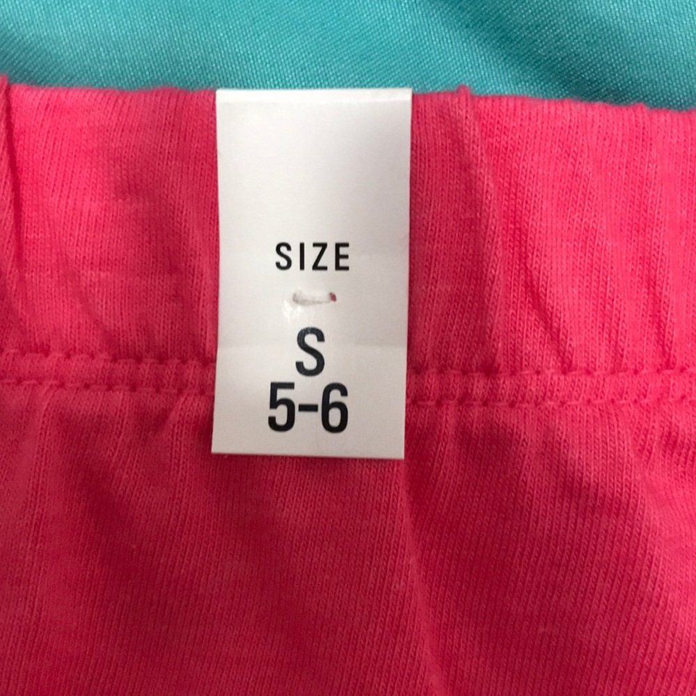 Shorts - Picture 3 of 3